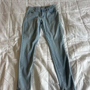 Arizona Jean Company Light Wash Skinny Jeans